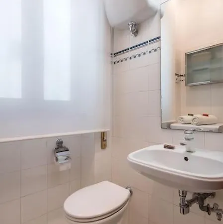 Relax E Lusso In Monteverde -10min Trastevere - Apartment